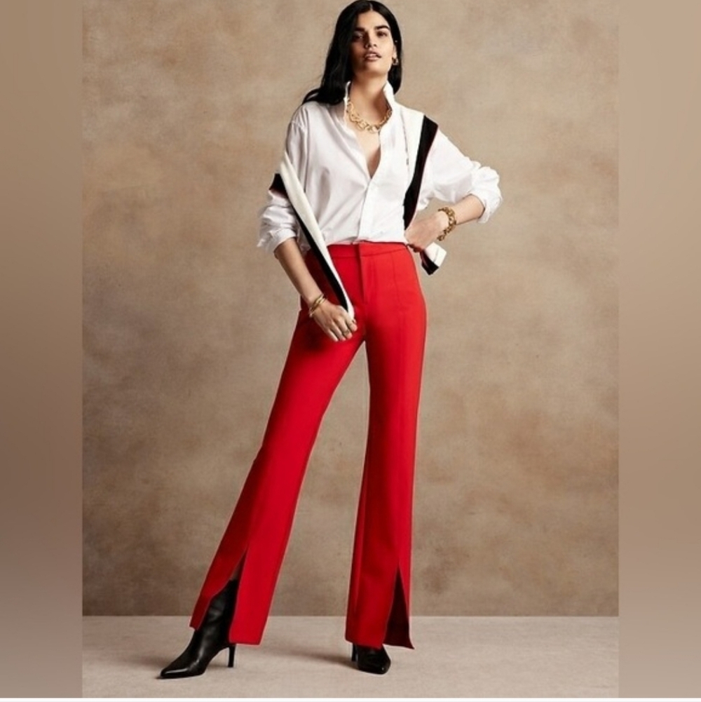 Banana Republic Bold but Classy Red Pants NWOT